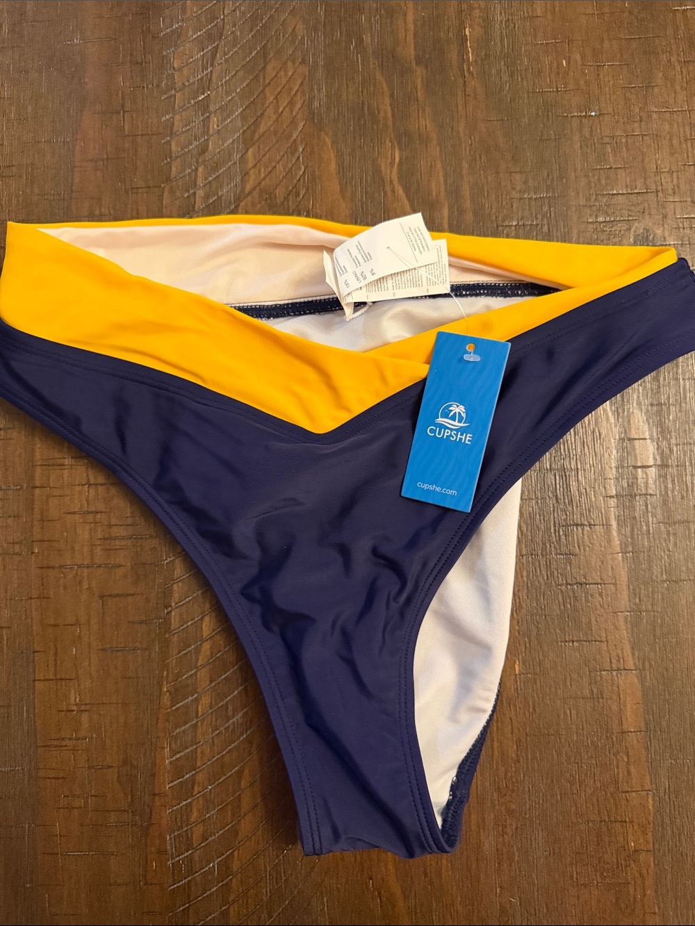 Cupshe Navy and Yellow V-Front Bikini Bottom